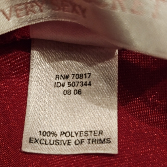 Victoria's Secret Cherry Red Maxi Gown '08 - Picture 8 of 10